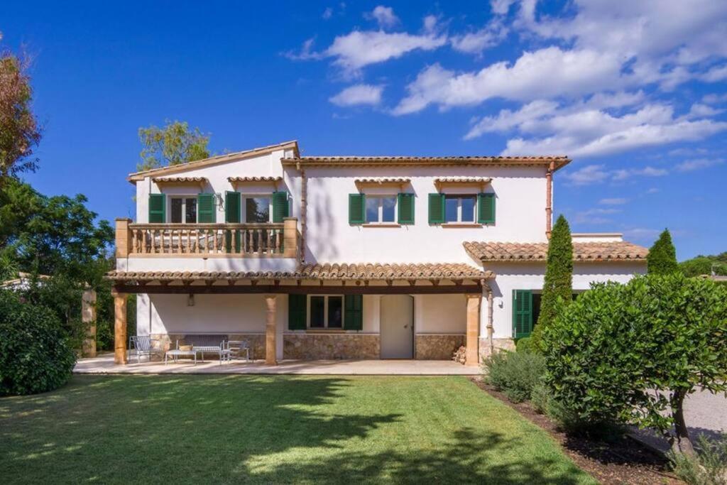 Villa La Telaranya - Luxury With Heated Pool Close To Port Pollenca Port de Pollença