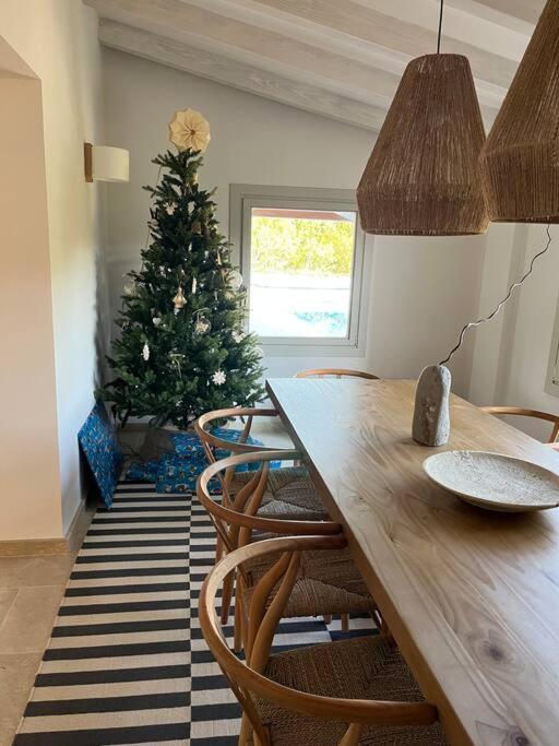 Villa La Telaranya - Luxury With Heated Pool Close To Port Pollenca