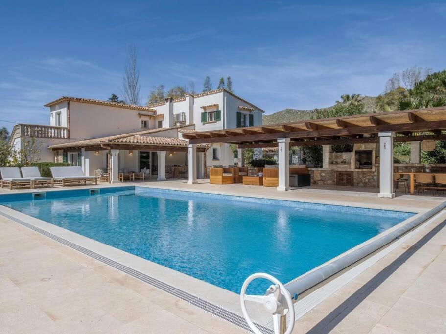 La Telaranya - Luxury With Heated Pool Close To Port Pollenca Villa