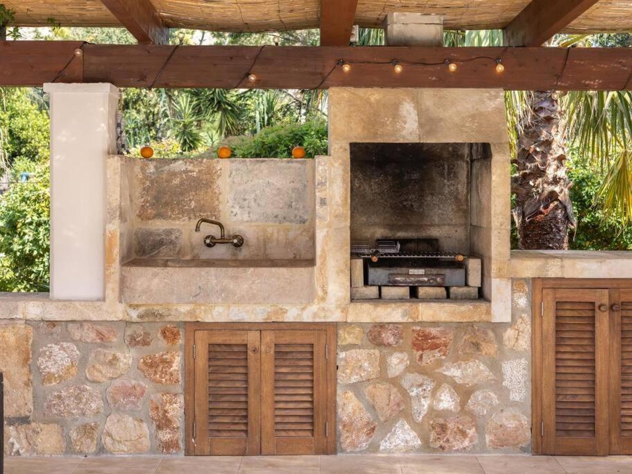 Villa La Telaranya - Luxury With Heated Pool Close To Port Pollenca *